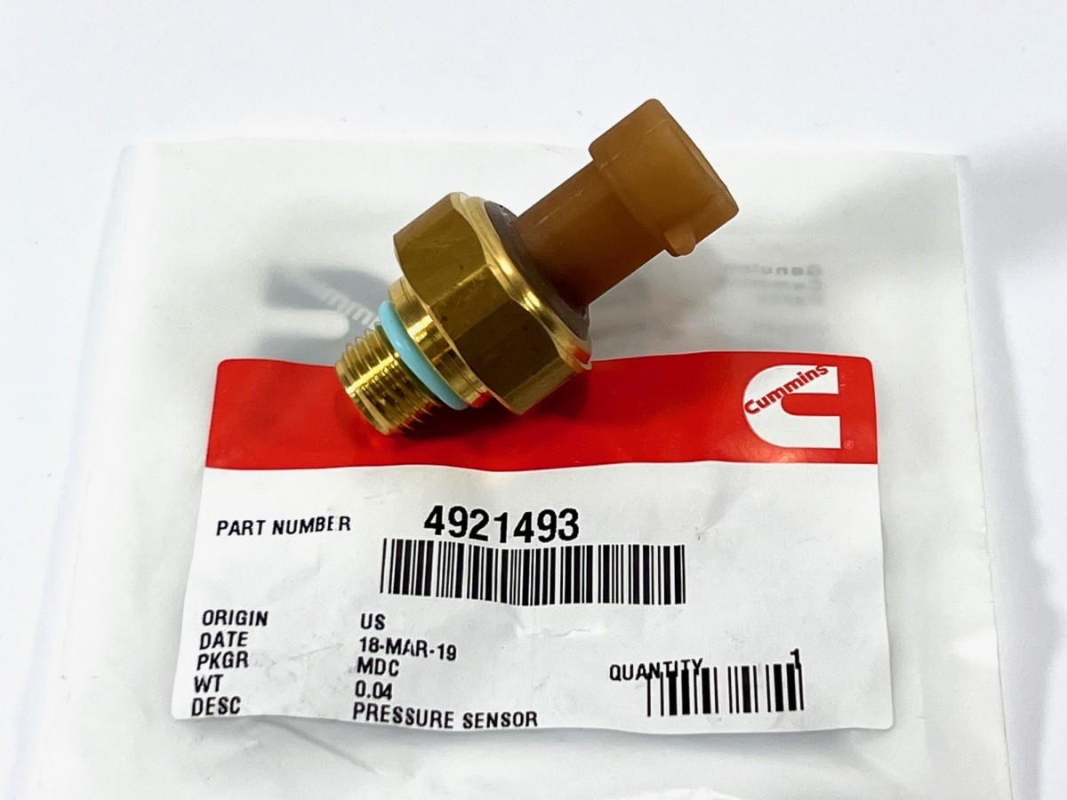 4921493 Датчик давления CUMMINS 4921493 Датчик давления CUMMINS