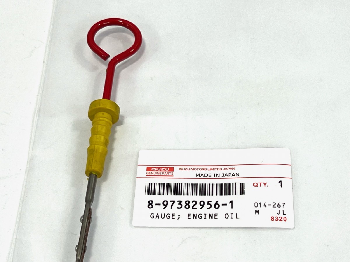 8973829561 Щуп масляный двигателя ISUZU 8973829561 Щуп масляный двигателя ISUZU