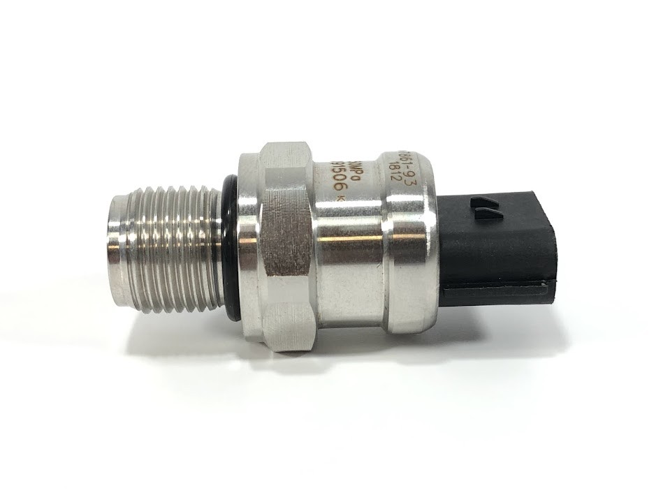 7861-93-1810 Датчик давления масла 7861-93-1812  KOMATSU 7861-93-1810 Датчик давления масла 7861-93-1812  KOMATSU