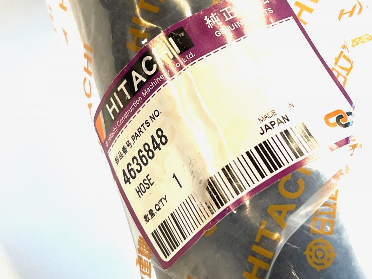 4636848 Патрубок радиатора  HITACHI 4636848 Патрубок радиатора  HITACHI