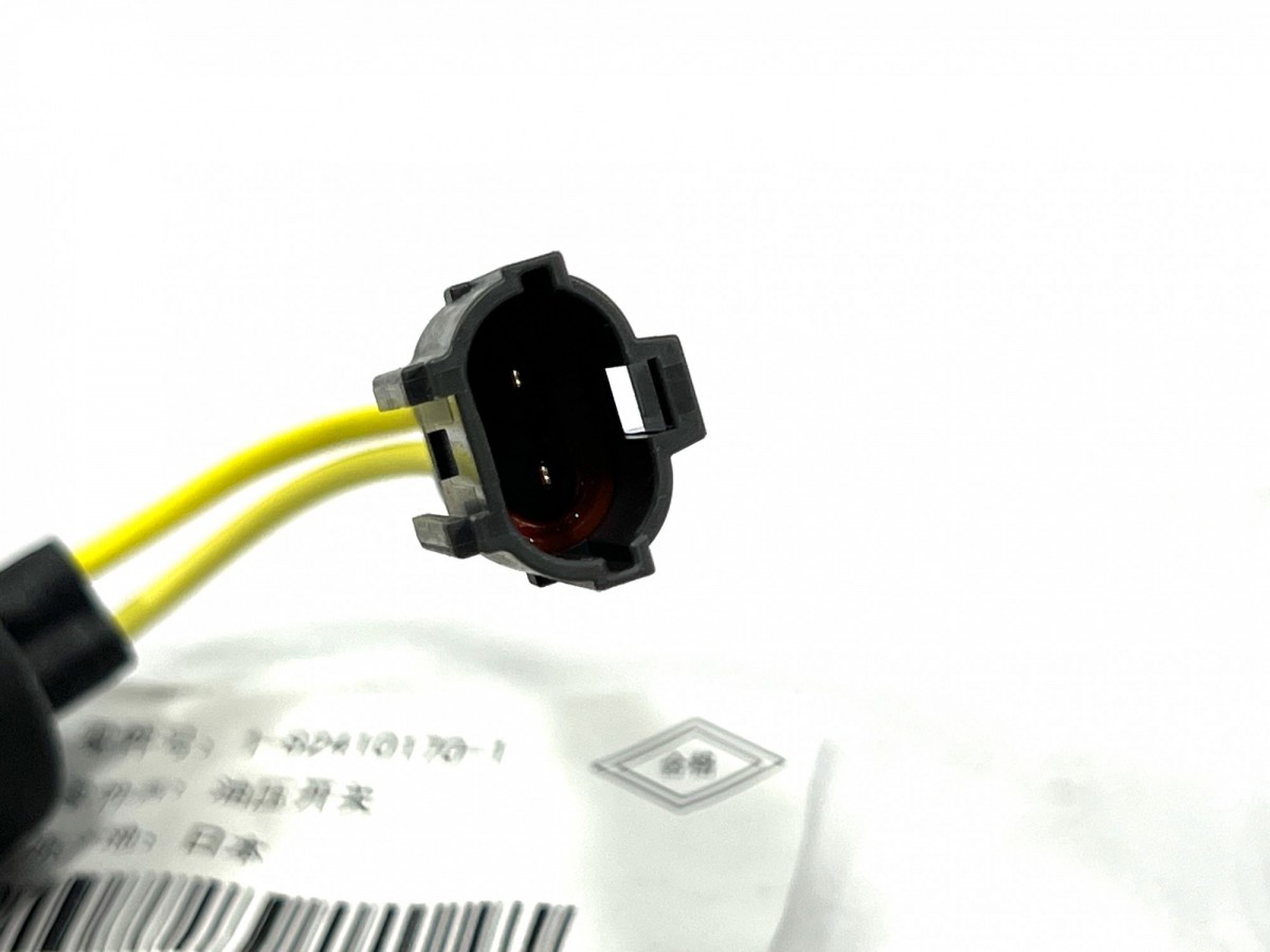 1824101701 Датчик давления масла ORIGINAL ISUZU 1824101701 Датчик давления масла ORIGINAL ISUZU