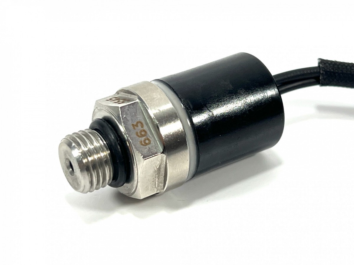 600-871-1171 Датчик давления масла KOMATSU 600-871-1171 Датчик давления масла KOMATSU