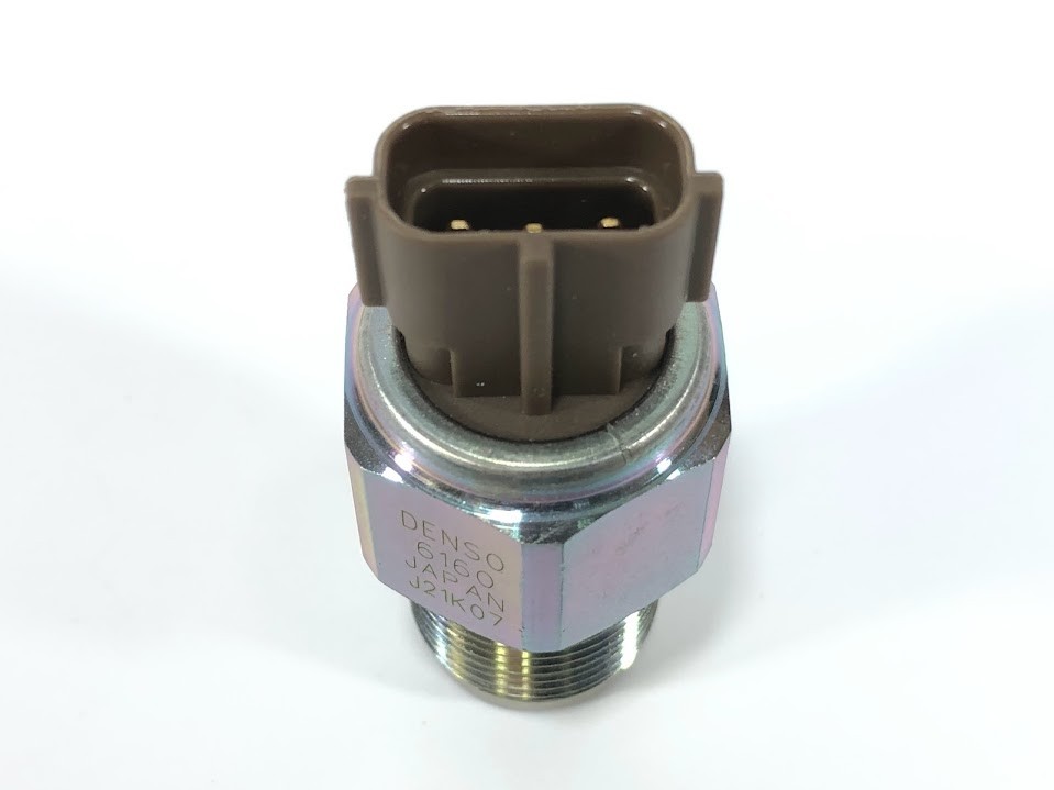 8973186840 Датчик давления топлива в рампе 8981197900,8981387360, 499000-6131 ISUZU 8973186840 Датчик давления топлива в рампе 8981197900,8981387360, 499000-6131 ISUZU