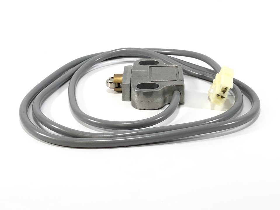 17A-06-12420 Переключатель KOMATSU 17A-06-12420 Переключатель KOMATSU