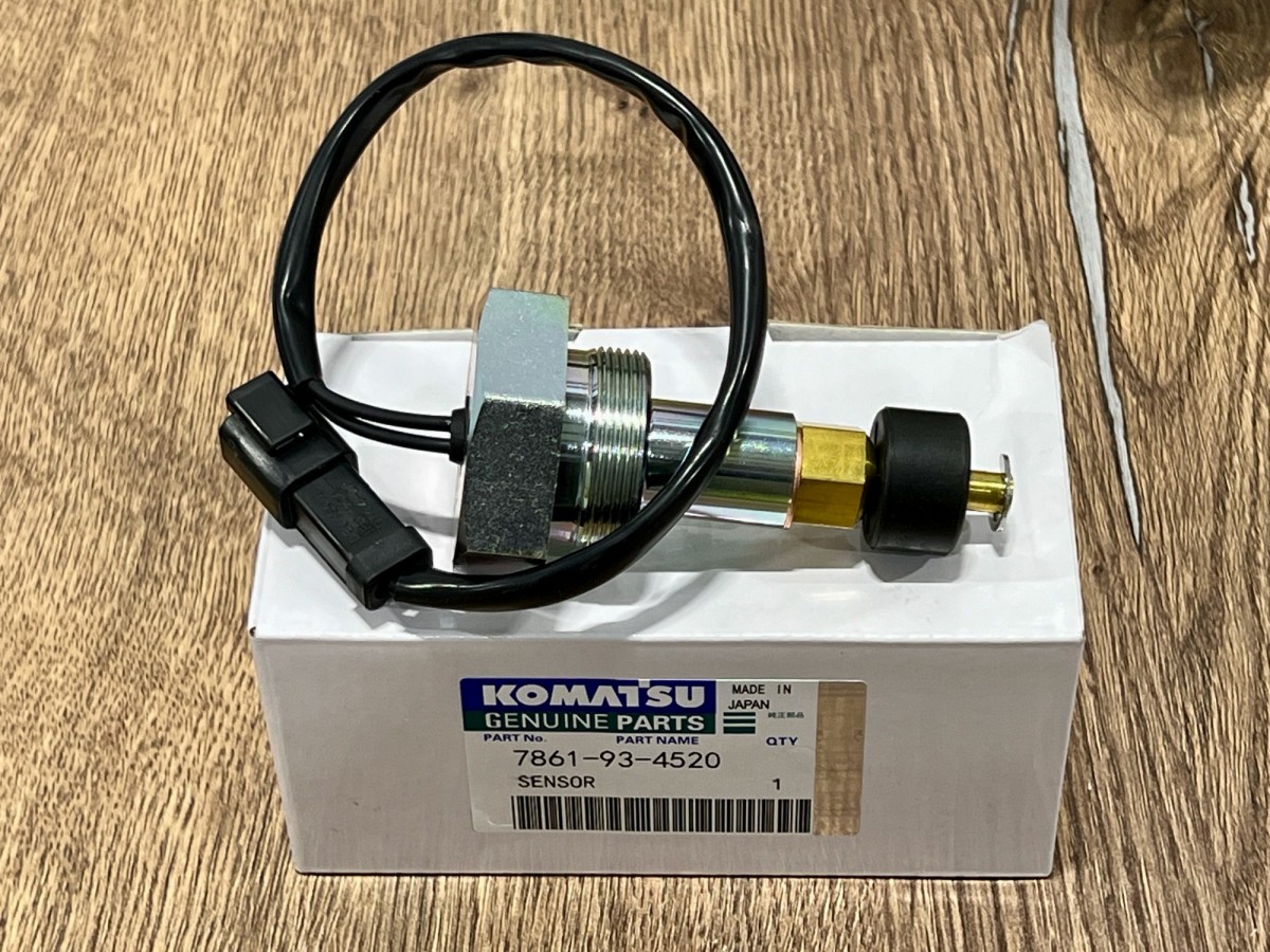 7861-93-4520 Датчик уровня охлаждающей жидкости KOMATSU 7861-93-4520 Датчик уровня охлаждающей жидкости KOMATSU