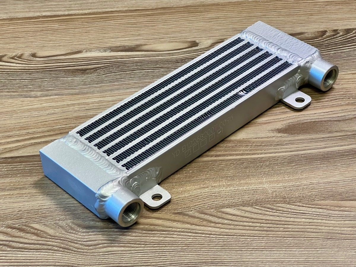 208-03-71160 Радиатор водяной 208-03-71161 KOMATSU 208-03-71160 Радиатор водяной 208-03-71161 KOMATSU