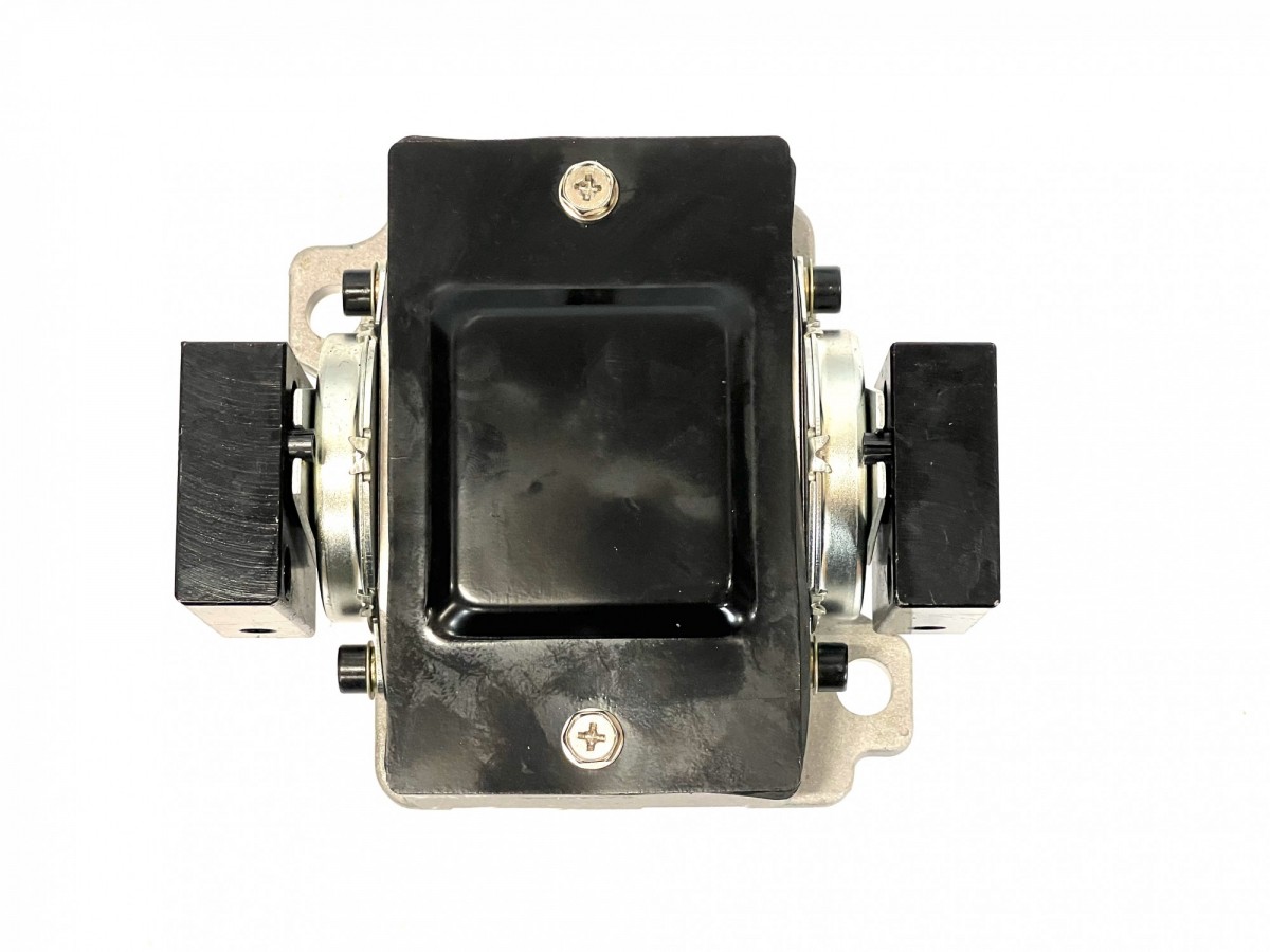 9226365 Клапан гидравлический 9235551 9184276 HITACHI 9226365 Клапан гидравлический 9235551 9184276 HITACHI