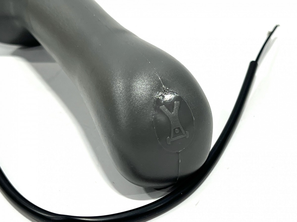 4708460 Рукоятка джойстика, правая HITACHI 4708460 Рукоятка джойстика, правая HITACHI