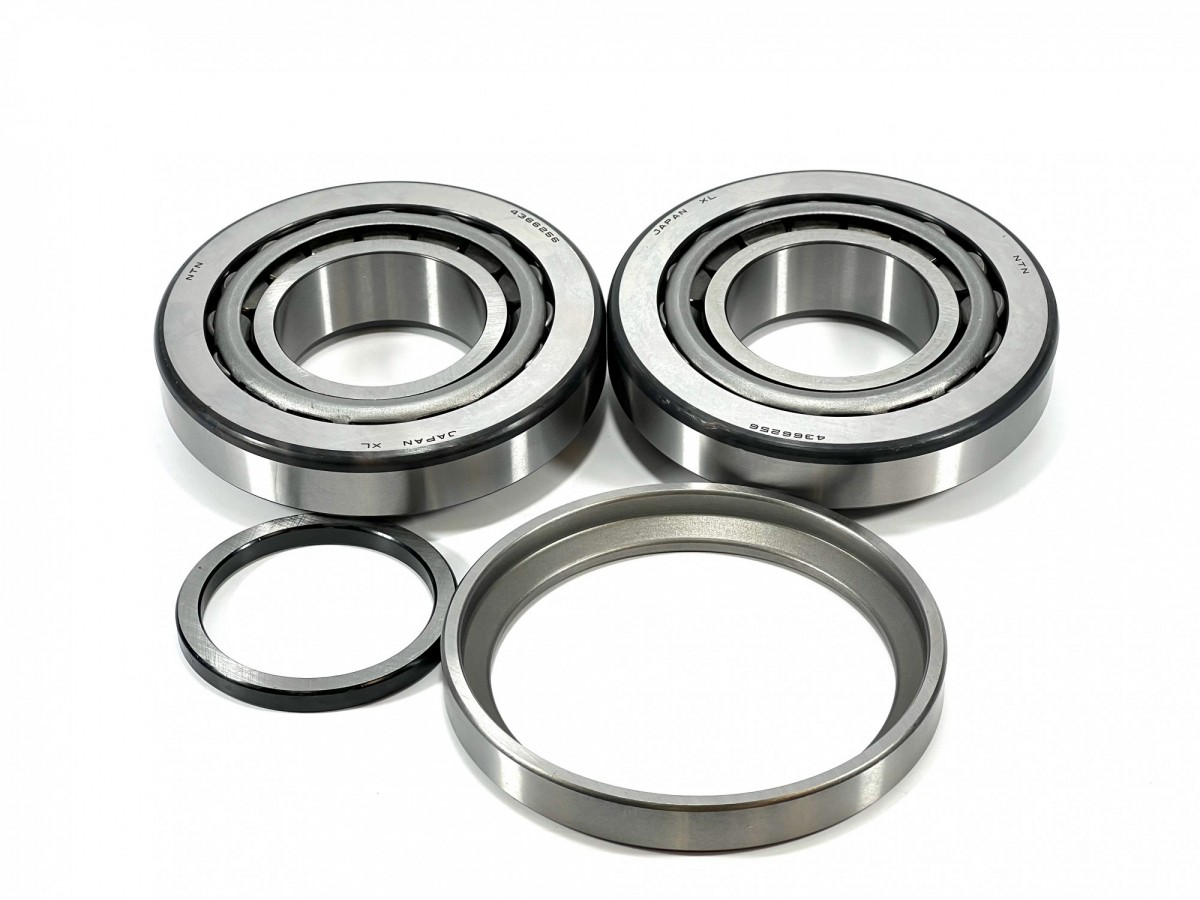 4366256 Комплект подшипников роликовых конических NTN (Япония), 2 шт. с проставочным кольцом HITACH 4366256 Комплект подшипников роликовых конических NTN (Япония), 2 шт. с проставочным кольцом HITACH