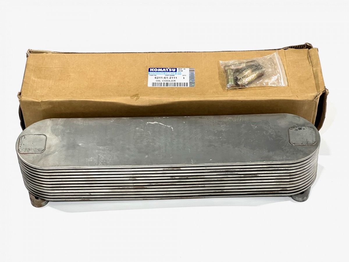 6211-61-2111 Маслоохладитель KOMATSU 6211-61-2111 Маслоохладитель KOMATSU