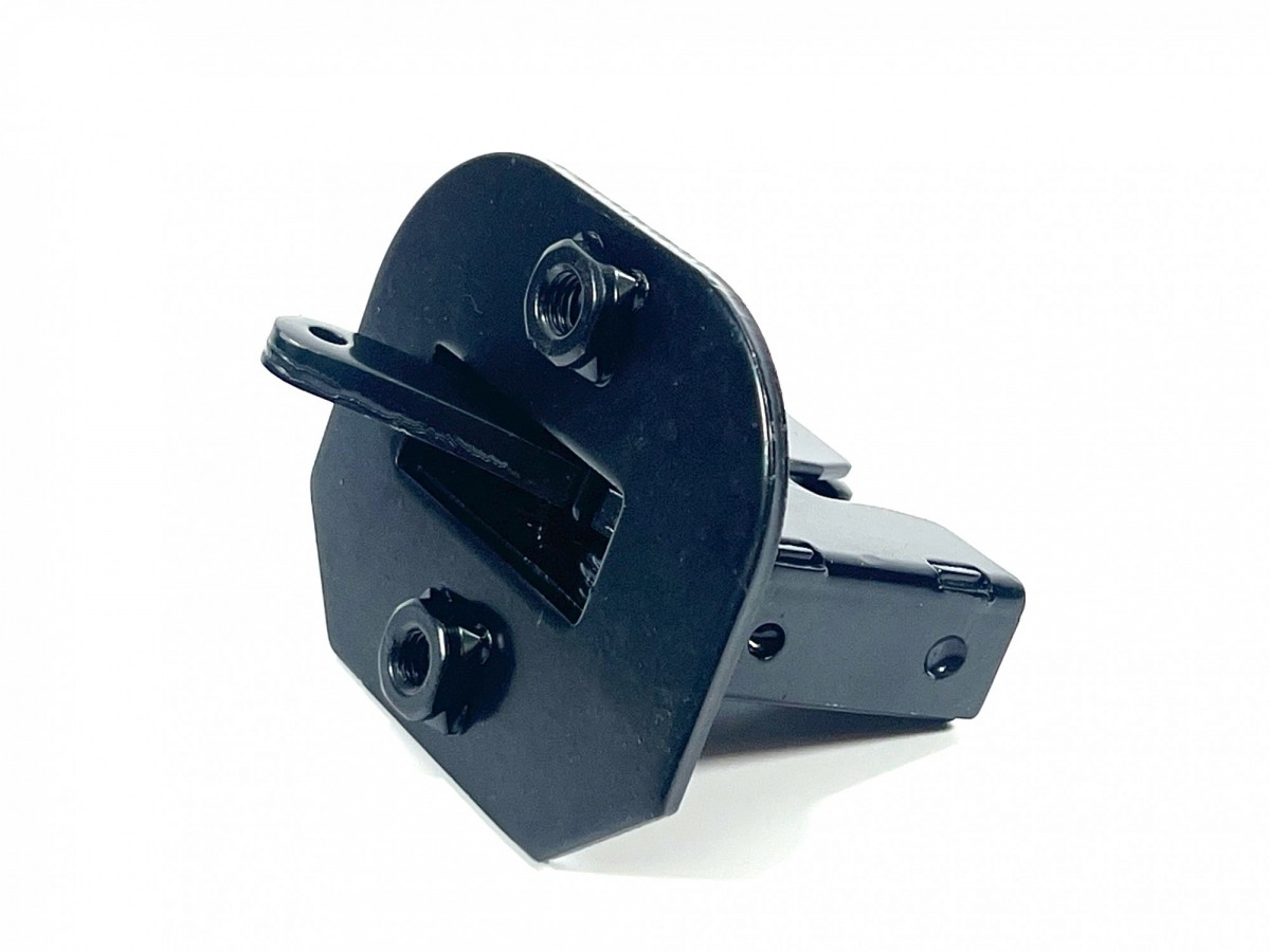 XB00000968 Фиксатор двери кабины HITACHI XB00000968 Фиксатор двери кабины HITACHI