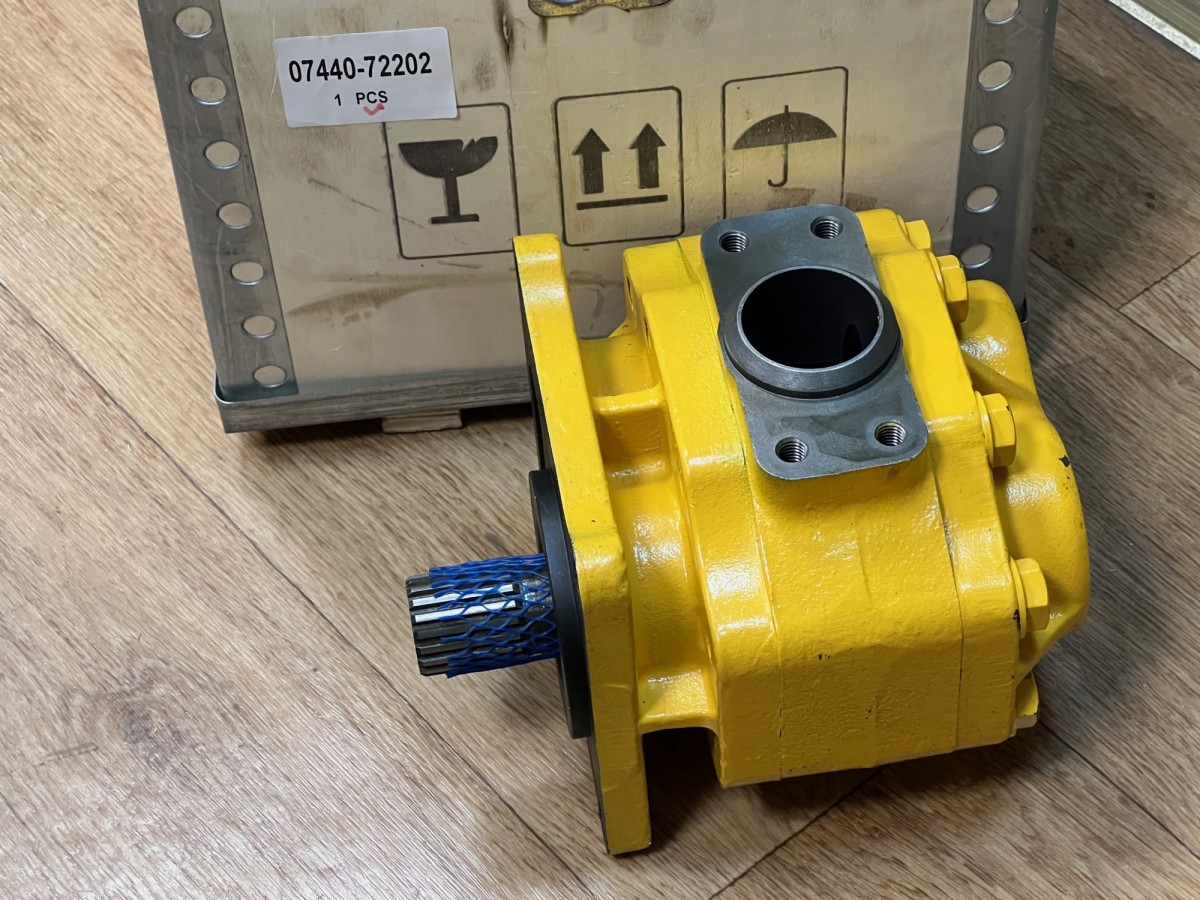 07440-72202 Насос рулевого управления KOMATSU 07440-72202 Насос рулевого управления KOMATSU