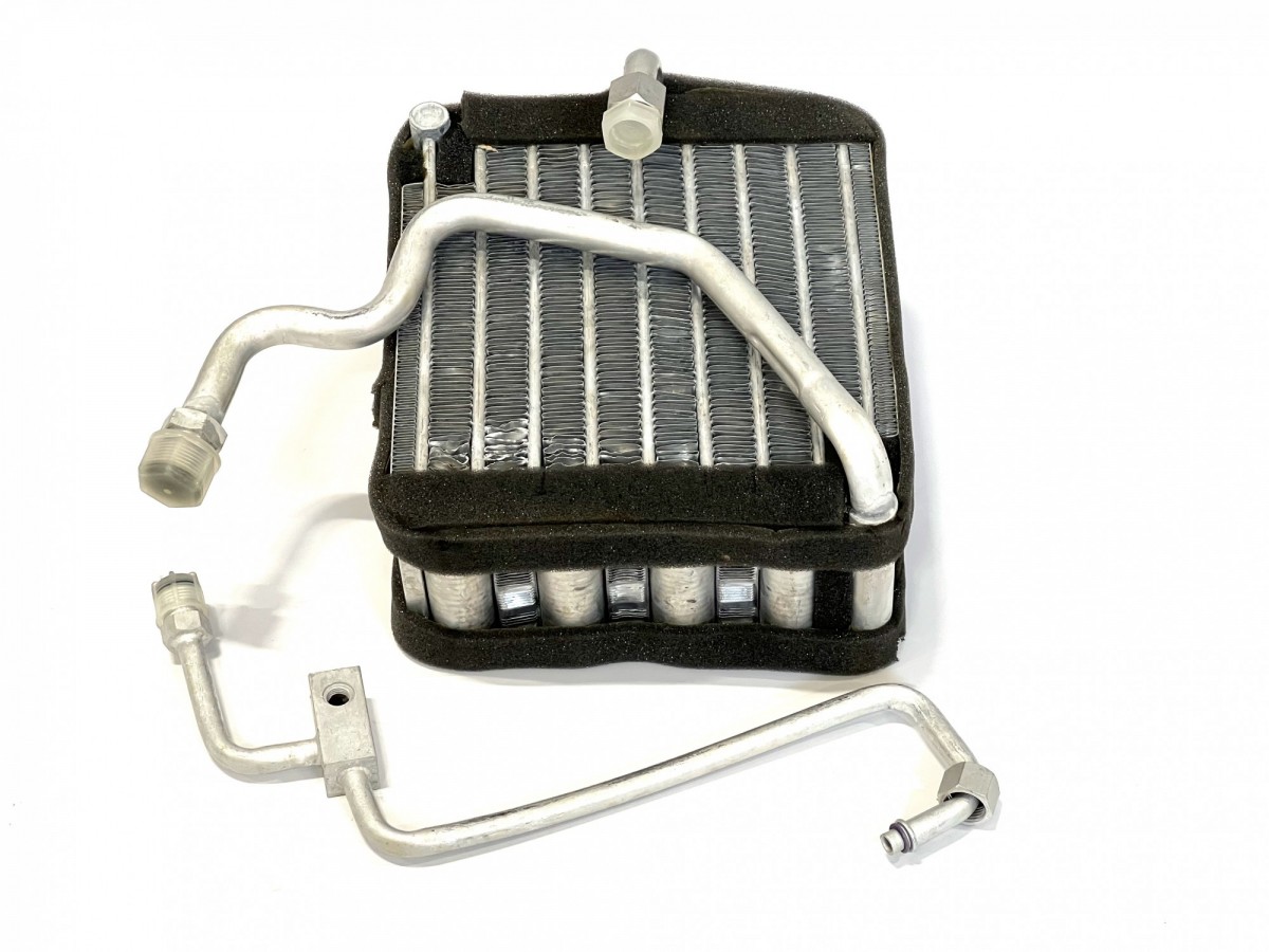 TW7011-0020 Радиатор отопителя KOMATSU TW7011-0020 Радиатор отопителя KOMATSU