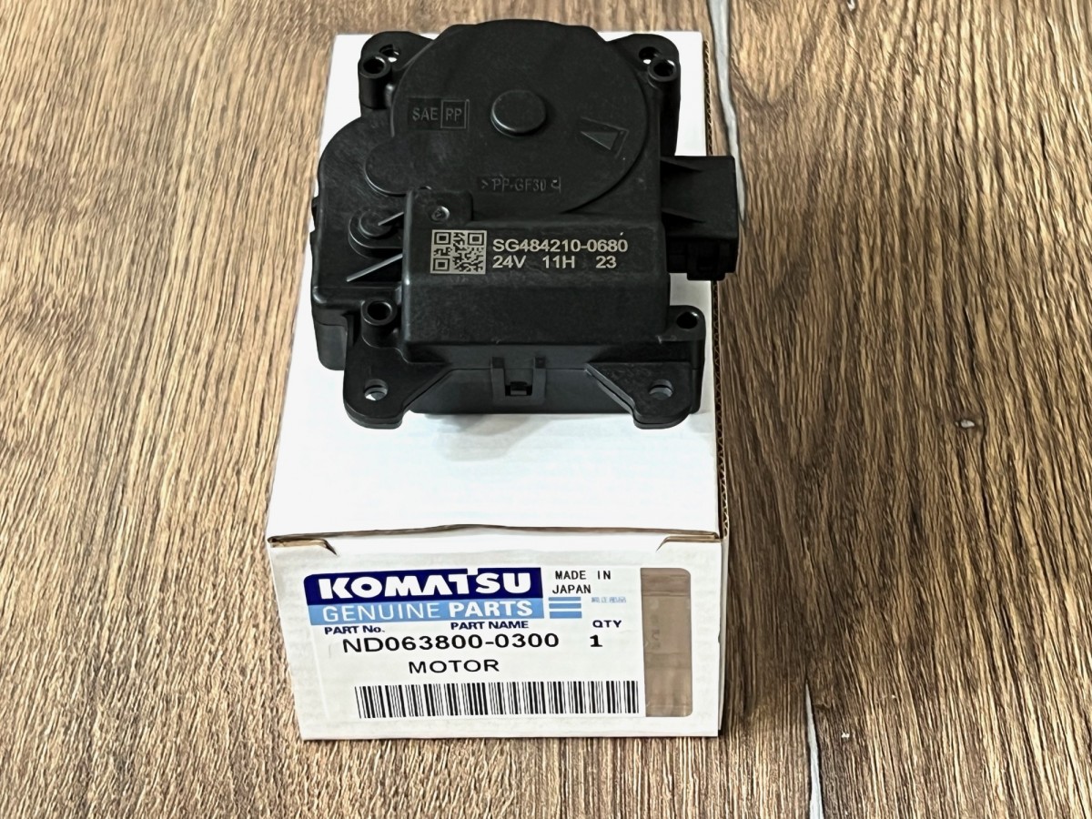 ND063800-0300 Сервомотор XB00001056 KOMATSU ND063800-0300 Сервомотор XB00001056 KOMATSU