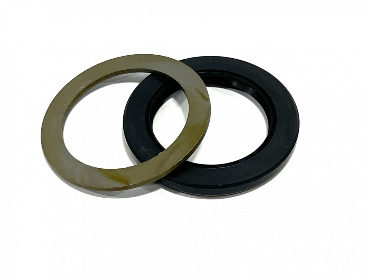 07012-00125 Сальник гидромотора 07012-10125, 07012-50125 KOMATSU 07012-00125 Сальник гидромотора 07012-10125, 07012-50125 KOMATSU