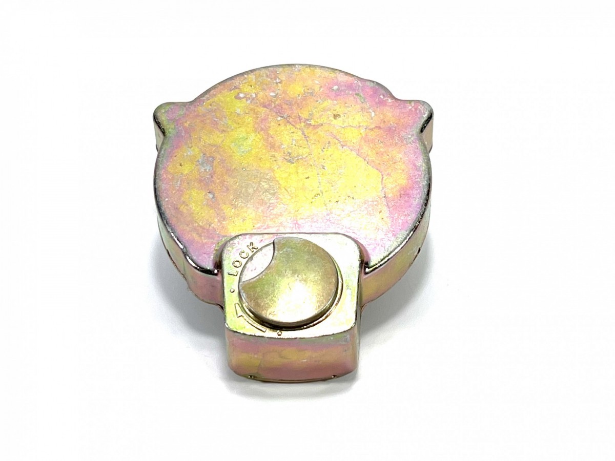 14X-60-11130 Крышка гидробака 14X-60-31130 KOMATSU 14X-60-11130 Крышка гидробака 14X-60-31130 KOMATSU