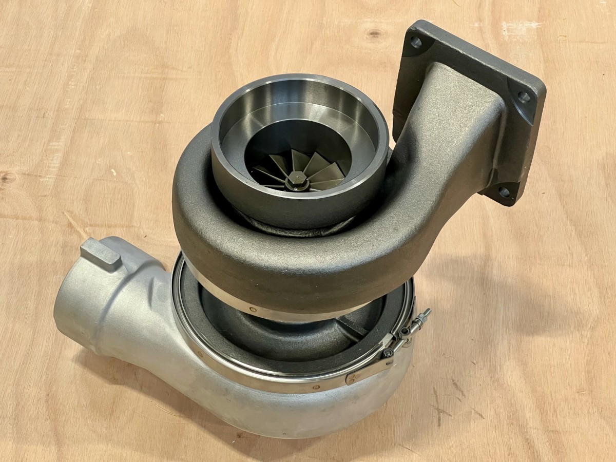 6502-13-2003 Турбокомпрессор KOMATSU 6502-13-2003 Турбокомпрессор KOMATSU