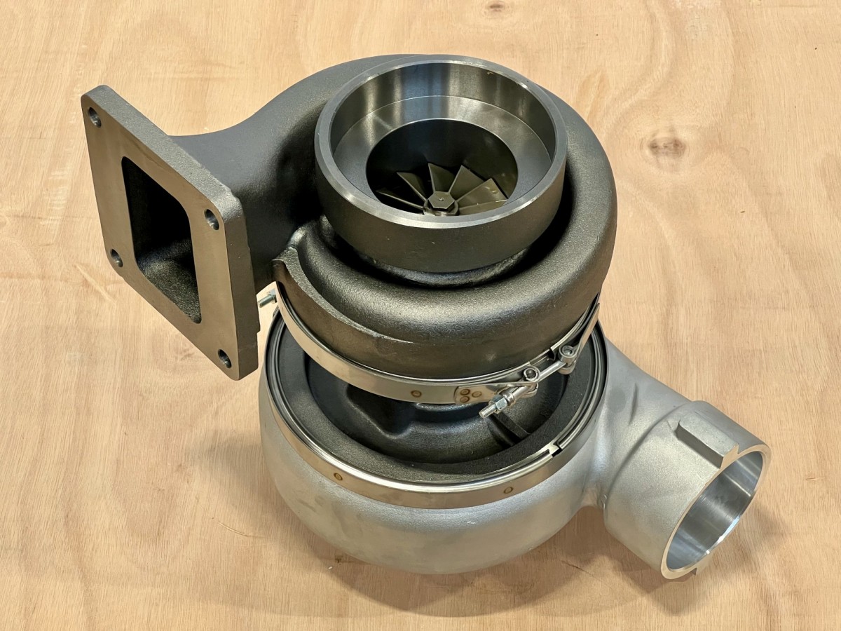 6502-13-2003 Турбокомпрессор KOMATSU 6502-13-2003 Турбокомпрессор KOMATSU