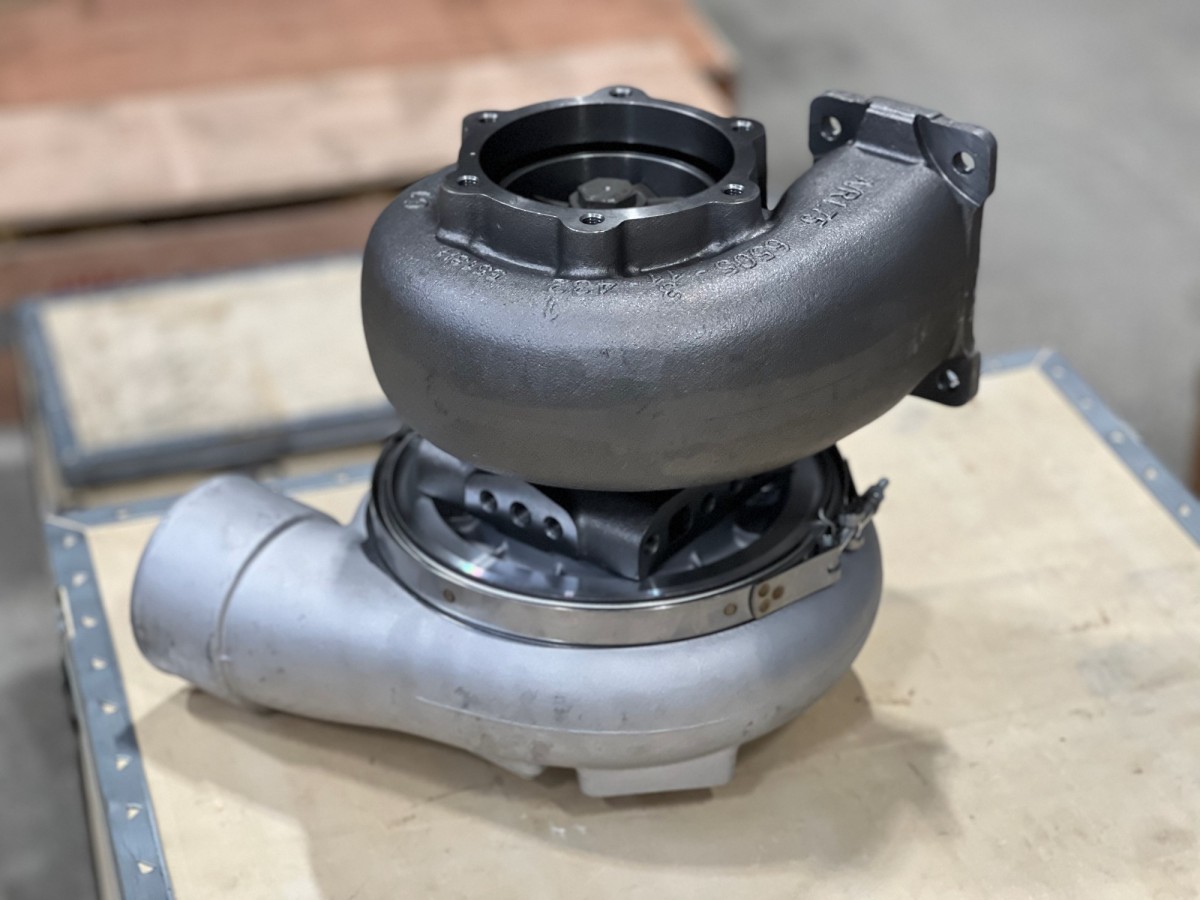 6505-52-5540 Турбокомпрессор KOMATSU 6505-52-5540 Турбокомпрессор KOMATSU