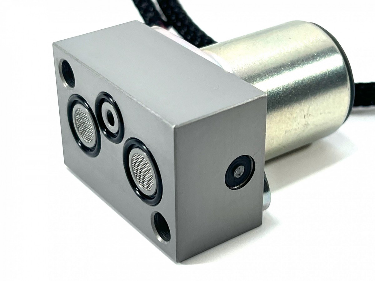 702-21-57700 Клапан пилотный KOMATSU 702-21-57700 Клапан пилотный KOMATSU