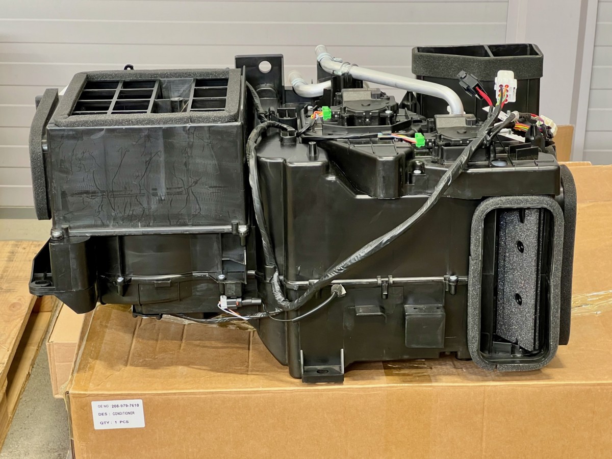 208-979-7610 Отопитель в сборе 208-979-7612, 208-979-7611 KOMATSU 208-979-7610 Отопитель в сборе 208-979-7612, 208-979-7611 KOMATSU