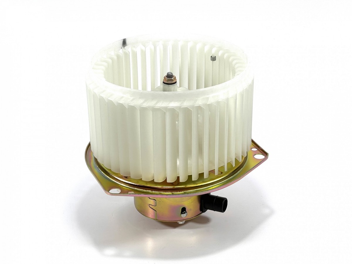 4469040 Мотор отопителя HITACHI 4469040 Мотор отопителя HITACHI