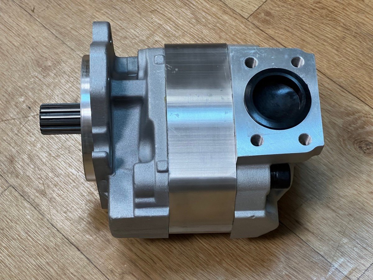 705-11-38010 Насос гидравлический KOMATSU 705-11-38010 Насос гидравлический KOMATSU
