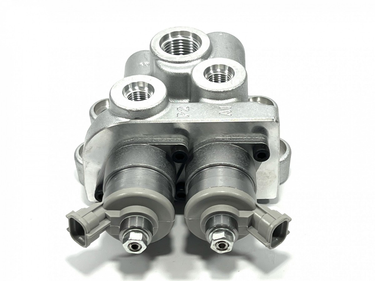 4400442 Блок электромагнитных клапанов в сборе HITACHI 4400442 Блок электромагнитных клапанов в сборе HITACHI