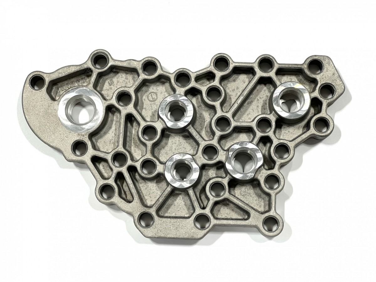 ZGAQ-01069 Крышка насоса КПП BKT HYUNDAI ZGAQ-01069 Крышка насоса КПП BKT HYUNDAI