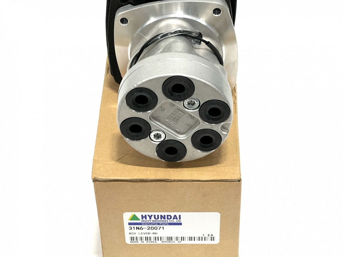 31N6-20071 Джойстик правый HYUNDAI 31N6-20071 Джойстик правый HYUNDAI