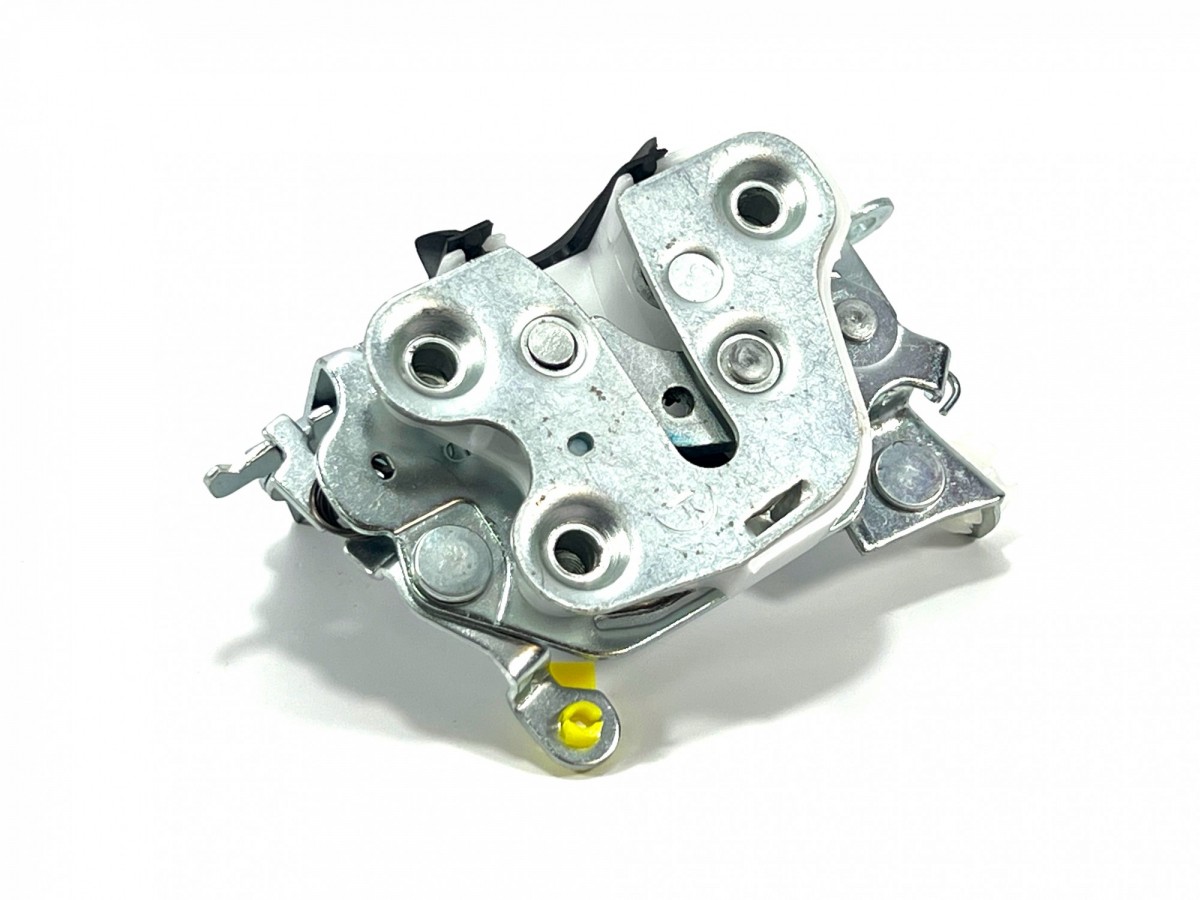 4455982 Замок двери кабины HITACHI 4455982 Замок двери кабины HITACHI