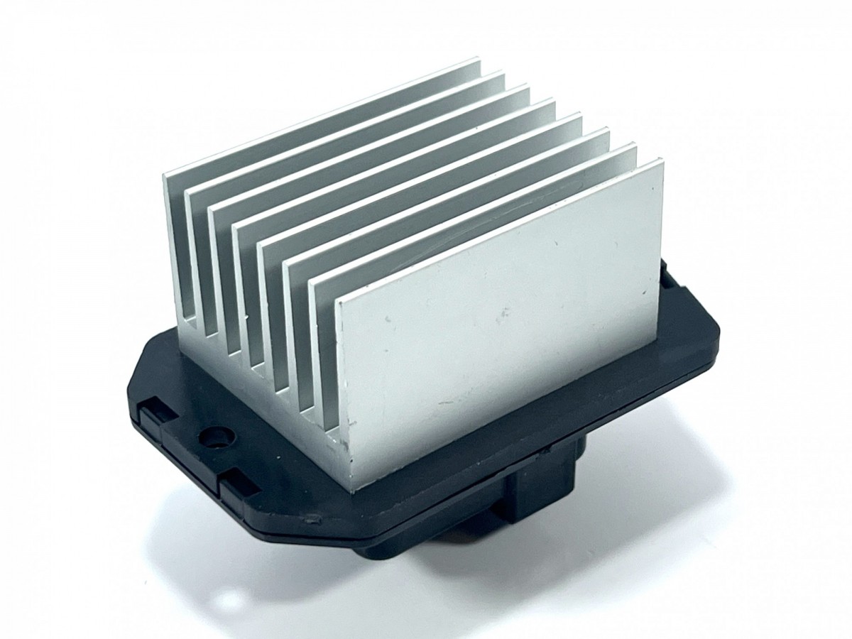 XB00001058 Транзистор 077800-1040 HITACHI XB00001058 Транзистор 077800-1040 HITACHI