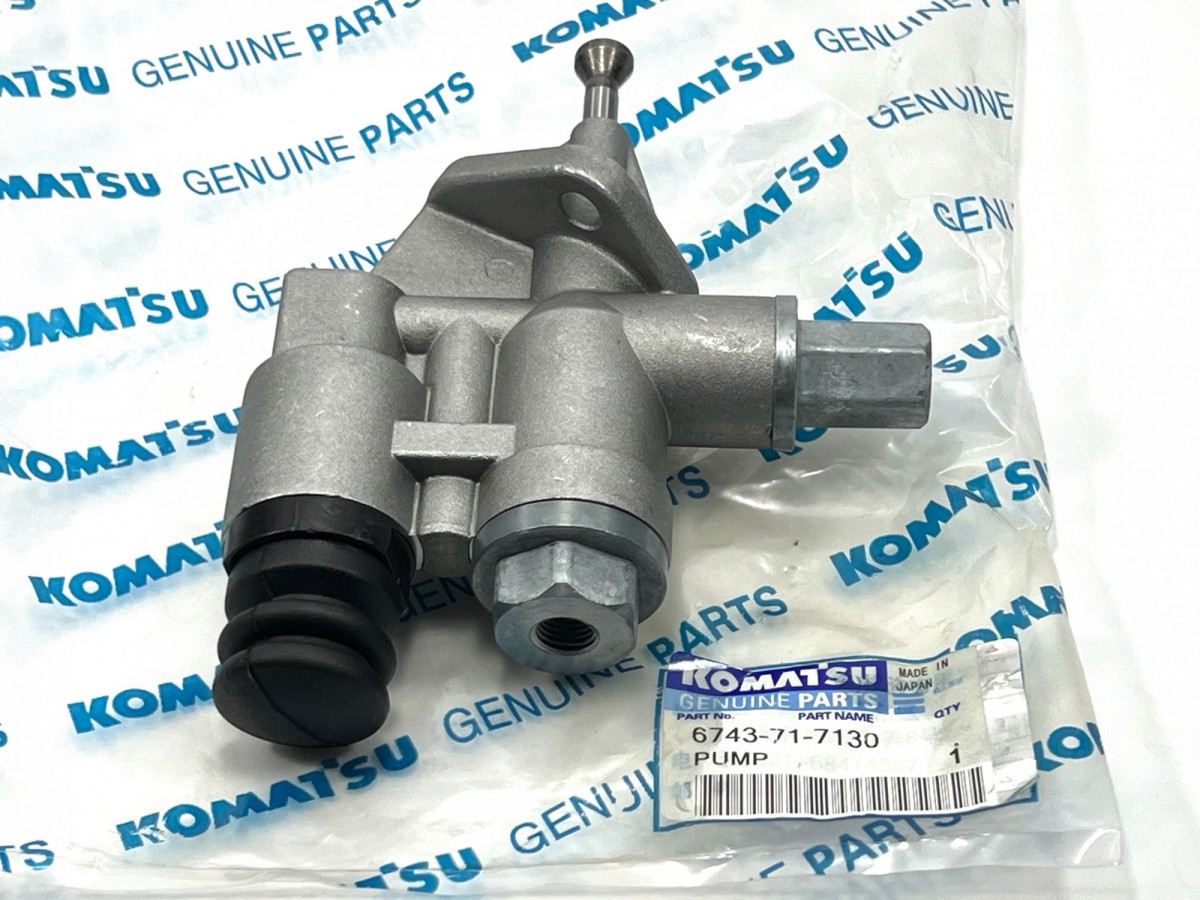 6743-71-7130 Насос топливоподкачивающий 6736-71-5781, 6743-71-7132 KOMATSU 6743-71-7130 Насос топливоподкачивающий 6736-71-5781, 6743-71-7132 KOMATSU