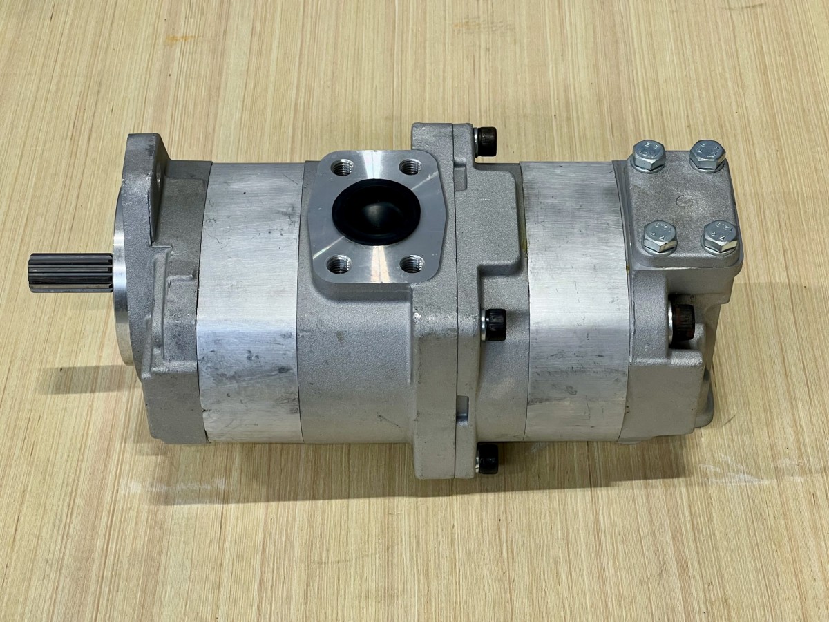 705-51-20830 Насос гидравлический KOMATSU 705-51-20830 Насос гидравлический KOMATSU