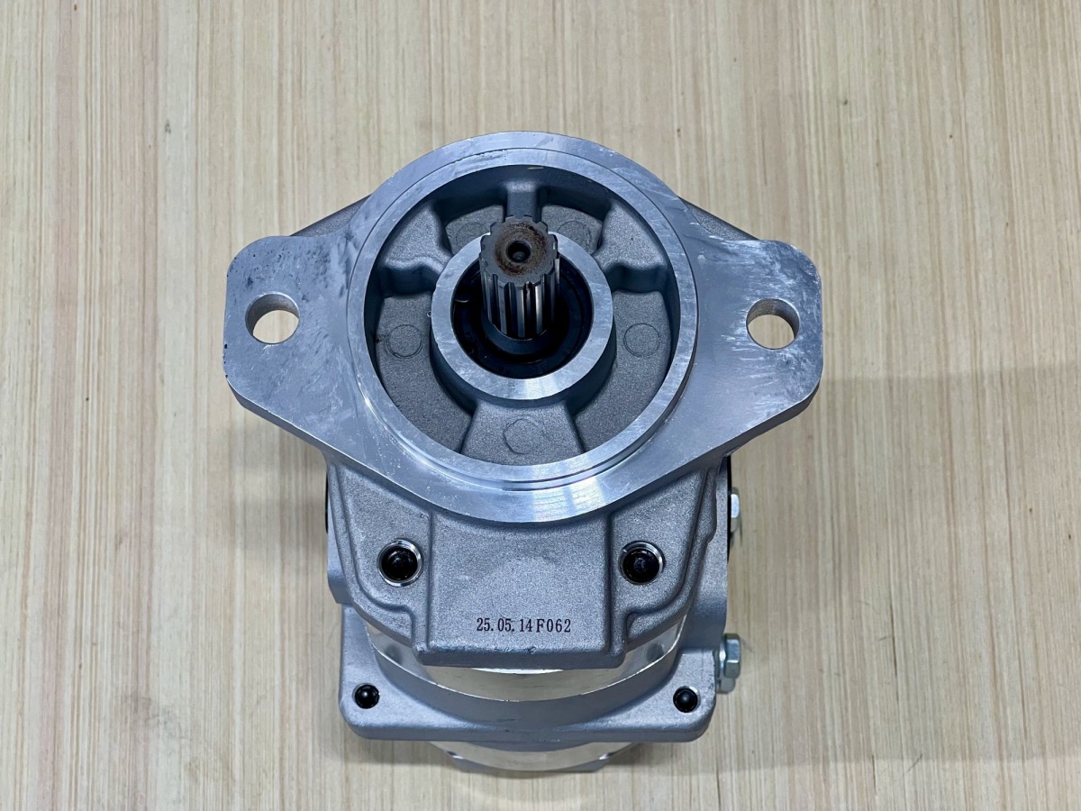 705-51-20830 Насос гидравлический KOMATSU 705-51-20830 Насос гидравлический KOMATSU