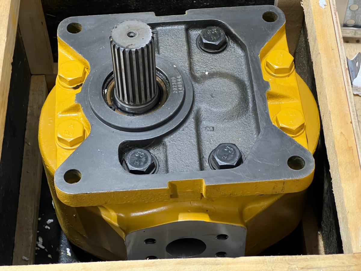 07446-66200 Насос рулевого управления 07446-66103 KOMATSU 07446-66200 Насос рулевого управления 07446-66103 KOMATSU