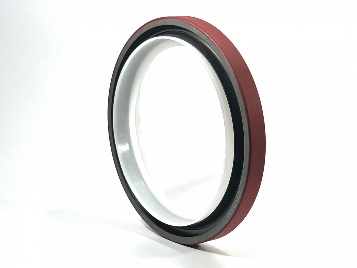 6151-21-4161 Сальник коленвала задний 6151-21-4160 KOMATSU 6151-21-4161 Сальник коленвала задний 6151-21-4160 KOMATSU