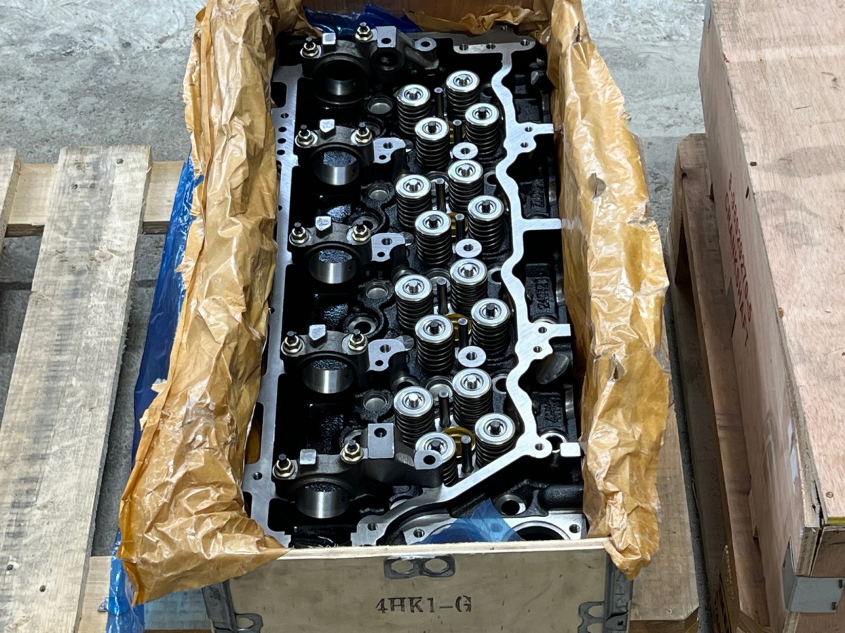 8981706170 Головка блока цилиндров в сборе с клапанами 8980083638, 8981706171 ISUZU 8981706170 Головка блока цилиндров в сборе с клапанами 8980083638, 8981706171 ISUZU