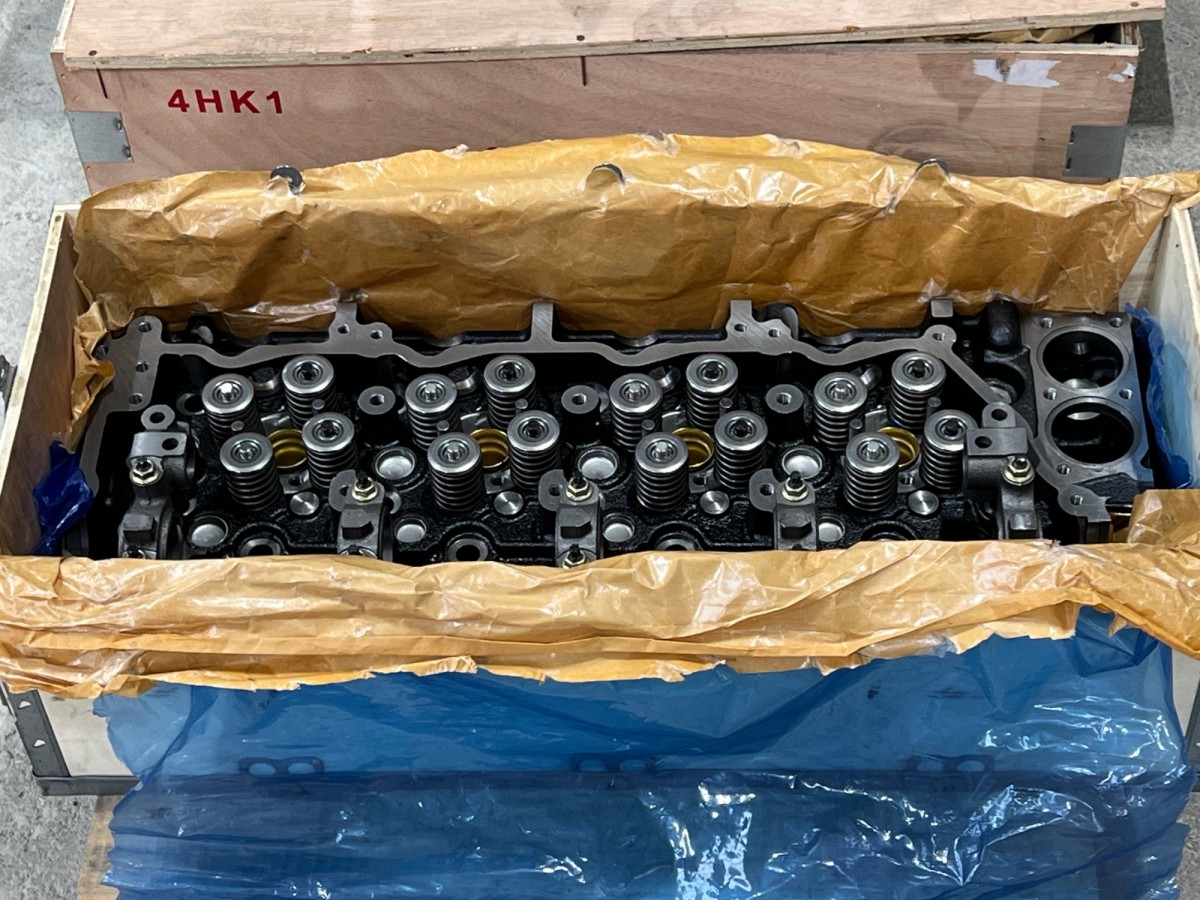 8981706170 Головка блока цилиндров в сборе с клапанами 8980083638, 8981706171 ISUZU 8981706170 Головка блока цилиндров в сборе с клапанами 8980083638, 8981706171 ISUZU