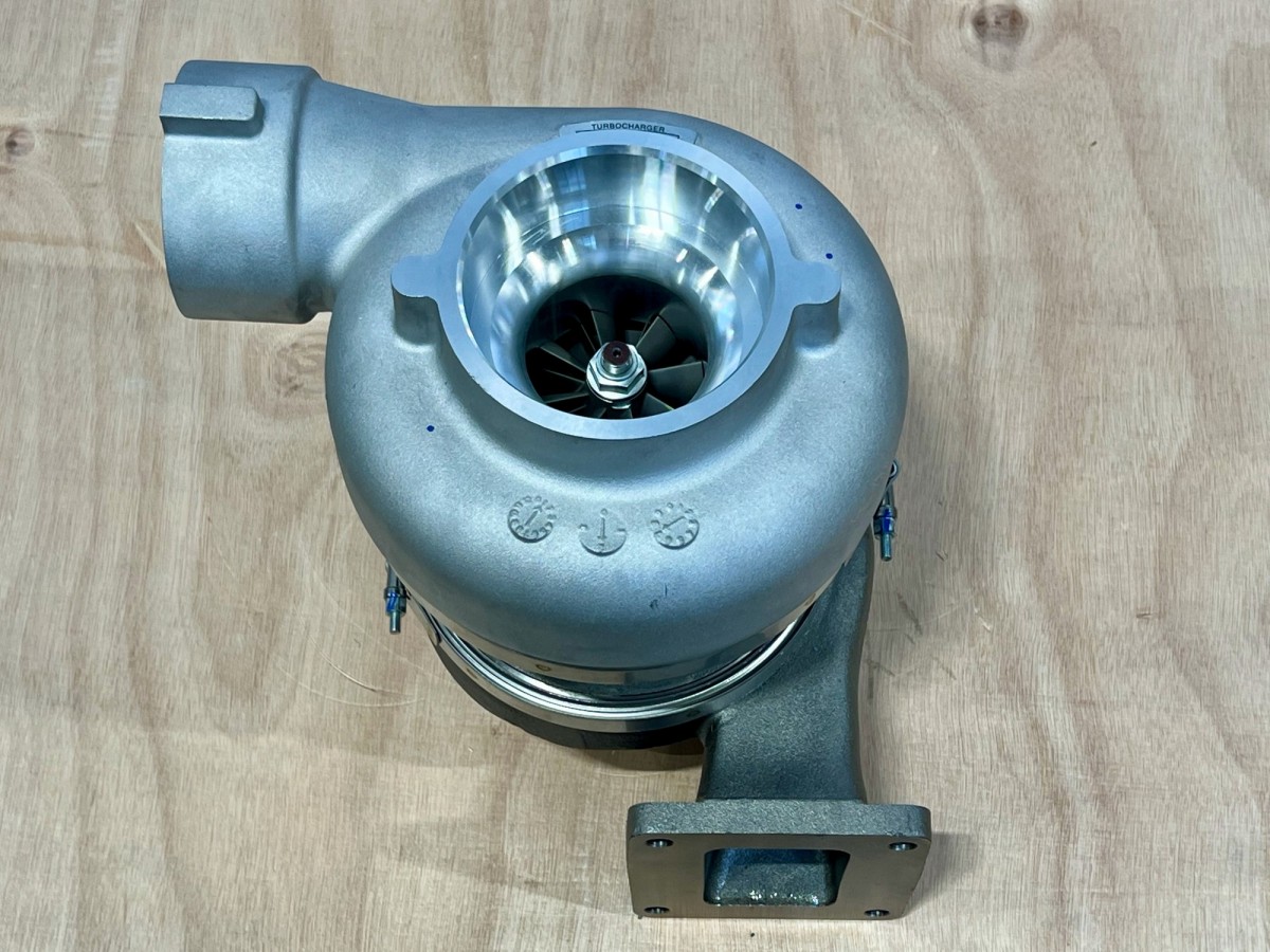 6502-13-2003 Турбокомпрессор KOMATSU 6502-13-2003 Турбокомпрессор KOMATSU