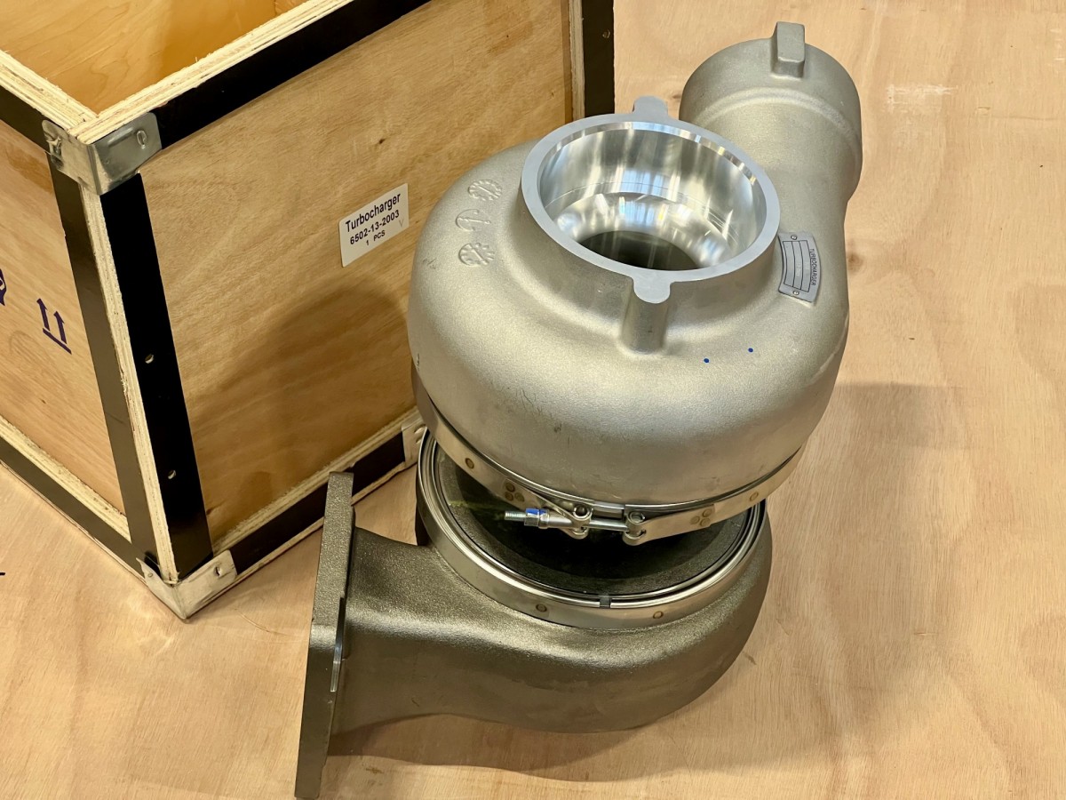 6502-13-2003 Турбокомпрессор KOMATSU 6502-13-2003 Турбокомпрессор KOMATSU