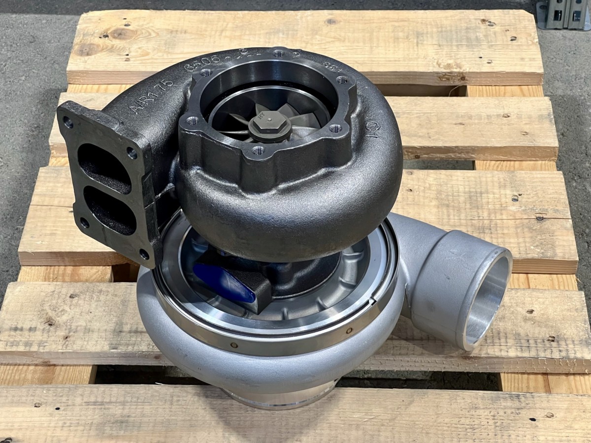 6505-65-5020 Турбокомпрессор KOMATSU 6505-65-5020 Турбокомпрессор KOMATSU