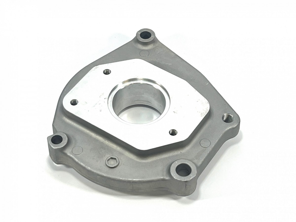 8976016990 Кронштейн крепления ТНВД ISUZU 8976016990 Кронштейн крепления ТНВД ISUZU