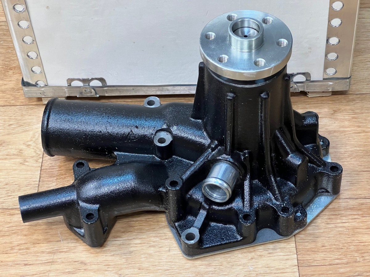 1136501332 Насос водяной 8982297990, 1136501331, 1136501333, 1136501330, 1136501334 11365013 ISUZU 1136501332 Насос водяной 8982297990, 1136501331, 1136501333, 1136501330, 1136501334 11365013 ISUZU