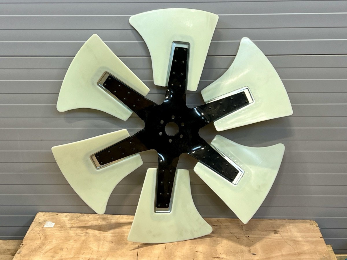 600-635-7870 Крыльчатка KOMATSU 600-635-7870 Крыльчатка KOMATSU