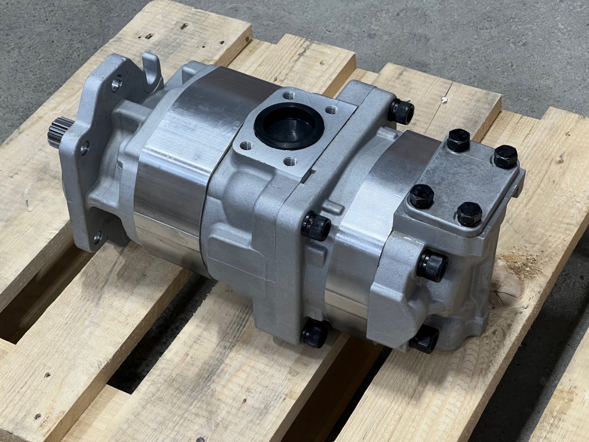 705-52-30920 Насос гидравлический KOMATSU 705-52-30920 Насос гидравлический KOMATSU