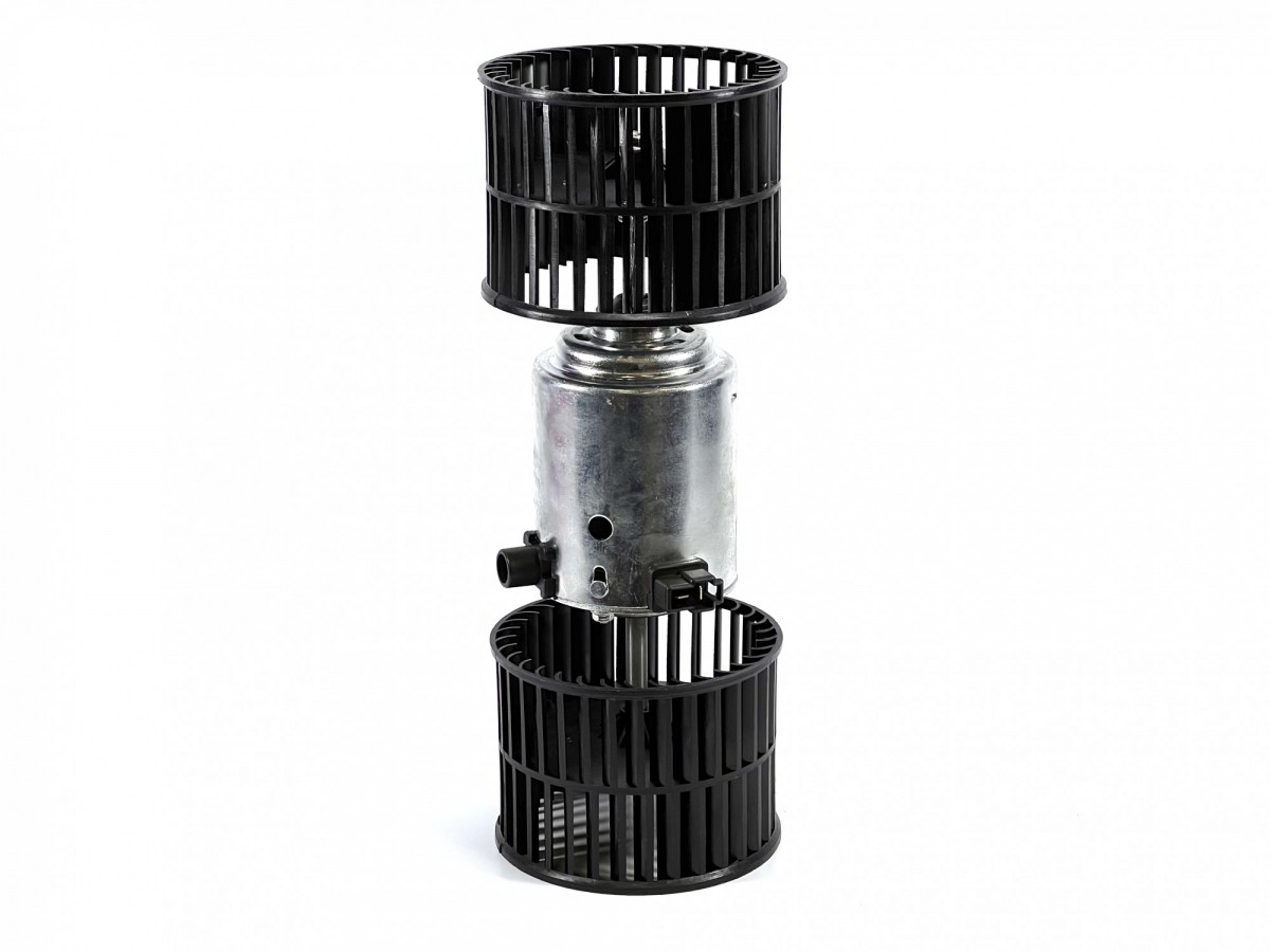 4475716 Мотор отопителя HITACHI 4475716 Мотор отопителя HITACHI