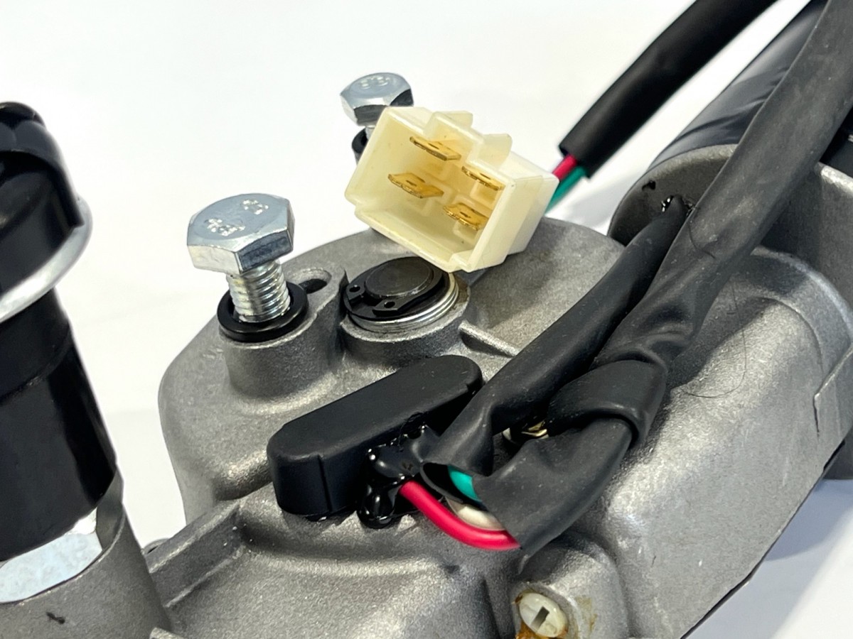 198-Z11-2540 Мотор стеклоочистителя KOMATSU 198-Z11-2540 Мотор стеклоочистителя KOMATSU