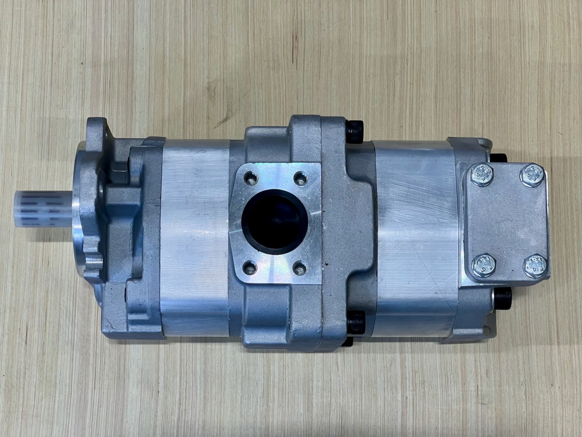 705-51-30290 Насос трансмиссии KOMATSU 705-51-30290 Насос трансмиссии KOMATSU