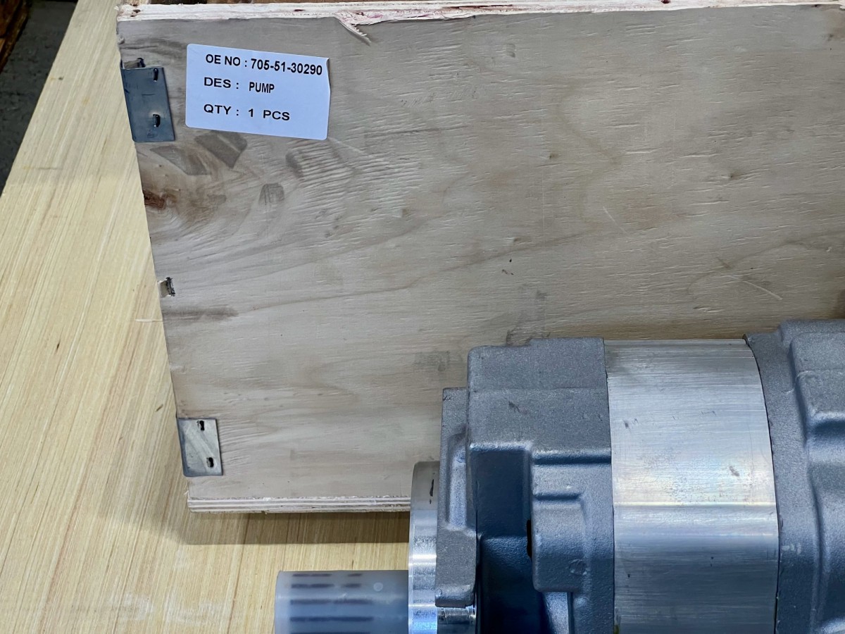 705-51-30290 Насос трансмиссии KOMATSU 705-51-30290 Насос трансмиссии KOMATSU